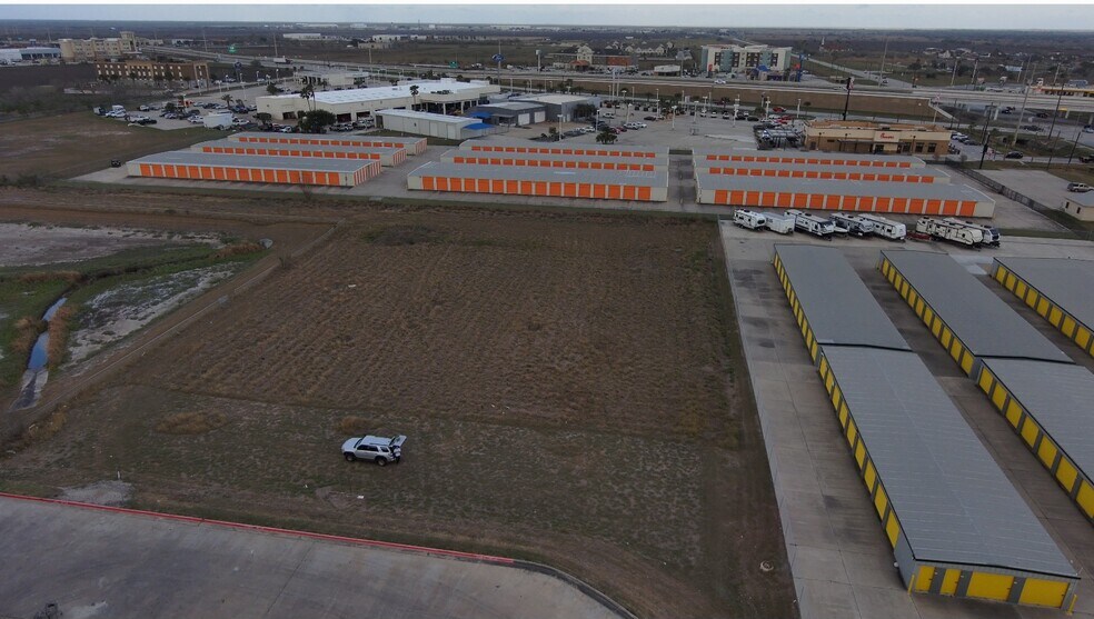 General Cavazos Blvd, Kingsville, TX for sale - Building Photo - Image 2 of 4