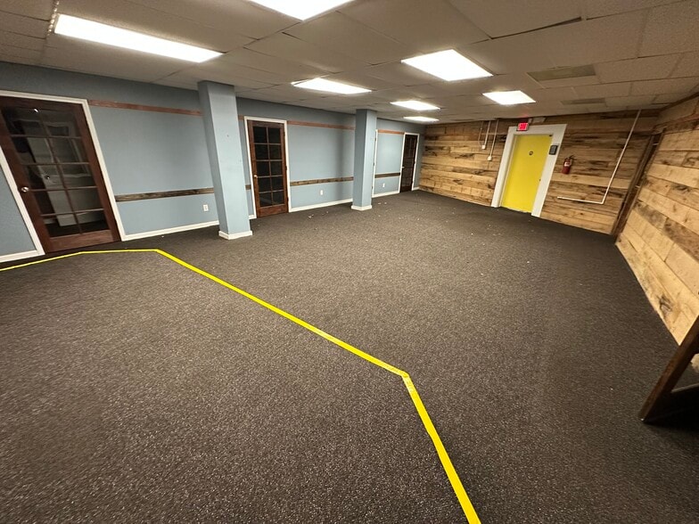 601 S Broad St, Winston-Salem, NC for sale - Building Photo - Image 3 of 17