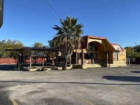 1027 SW Military Dr, San Antonio TX - Drive Through Restaurant