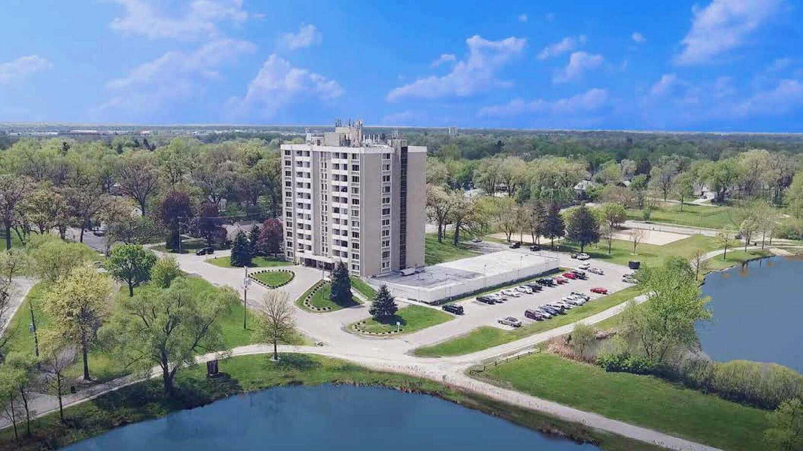 1037 Howell Pl, Aurora, IL for sale Building Photo- Image 1 of 1