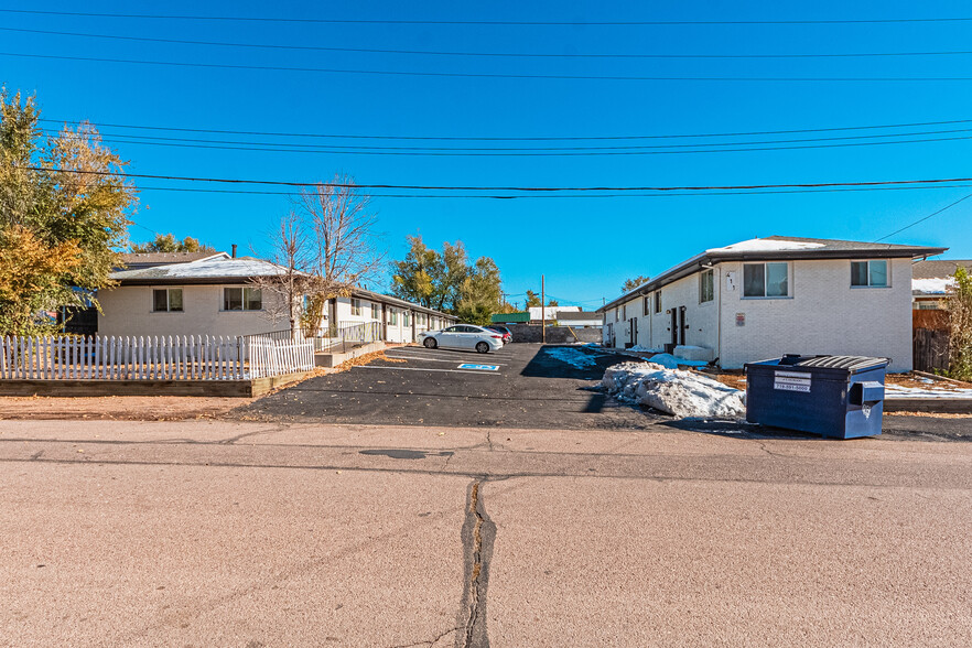 411-413 Prairie Rd, Colorado Springs, CO for sale - Building Photo - Image 1 of 22