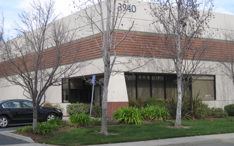 3940 Valley Ave, Pleasanton, CA for lease - Building Photo - Image 3 of 6