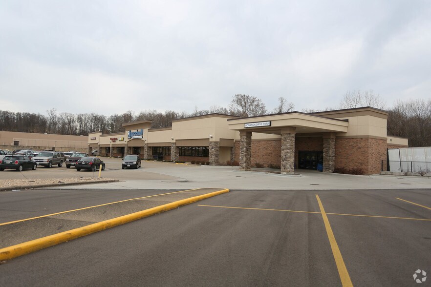 240-252 S Silver Springs Rd, Cape Girardeau, MO for lease - Building Photo - Image 1 of 8