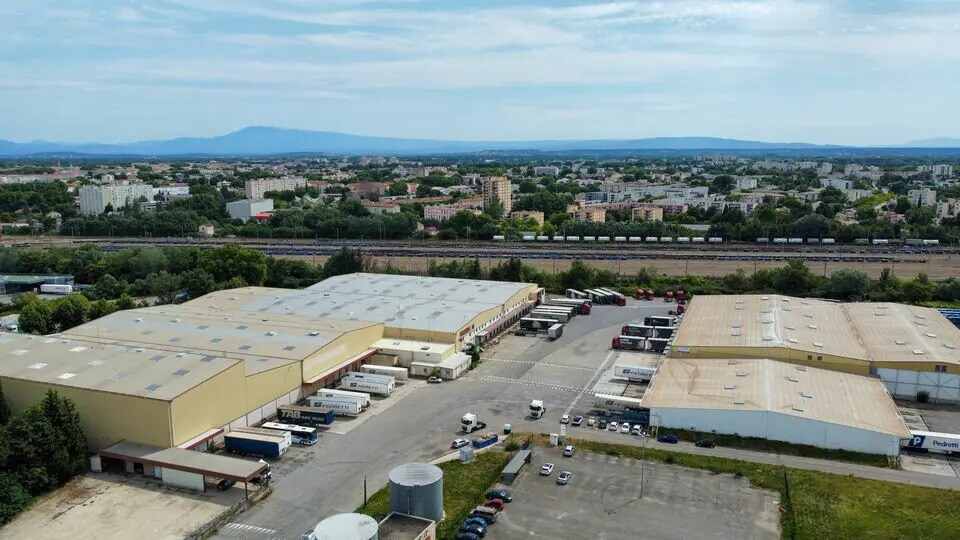 Industrial in Avignon for lease - Aerial - Image 1 of 7