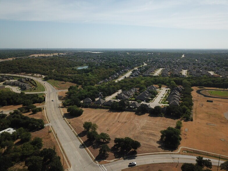 1022 Bowman Springs Rd, Kennedale, TX 76060