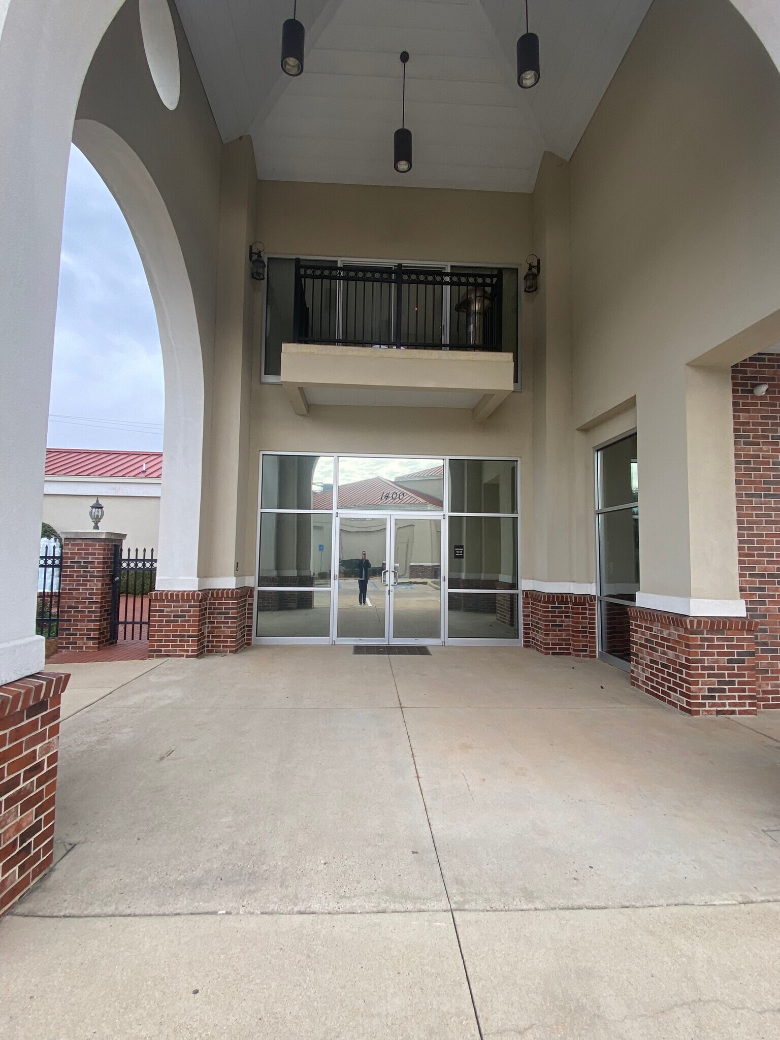 2151 Airline Dr, Bossier City, LA 71111 Airline Plaza