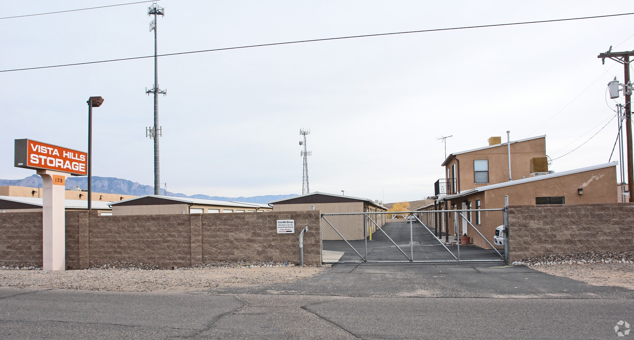 128 Frontage Rd, Rio Rancho, NM for sale Primary Photo- Image 1 of 1