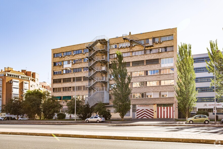 Calle Sebastián Gómez, 5, Madrid, Madrid for sale - Building Photo - Image 1 of 1