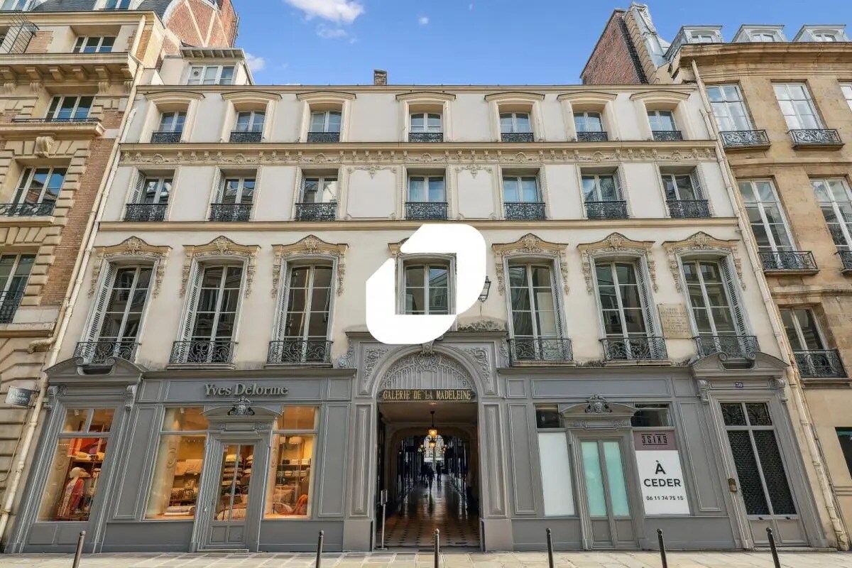 Office in Paris for lease Building Photo- Image 1 of 5