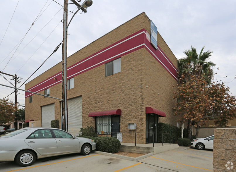 2104 Wilson Ave, National City, CA for lease - Building Photo - Image 1 of 5