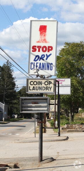 542-548 N Main St, Danielson, CT for lease - Building Photo - Image 3 of 4