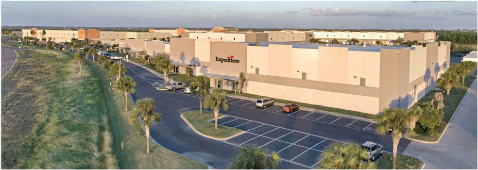 1501 N International Blvd, Hidalgo, TX for lease - Building Photo - Image 2 of 5