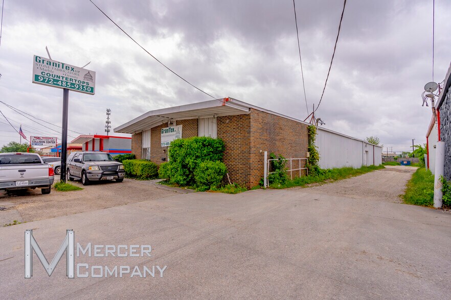 118 E Buckingham Rd, Garland, TX for lease - Building Photo - Image 1 of 4