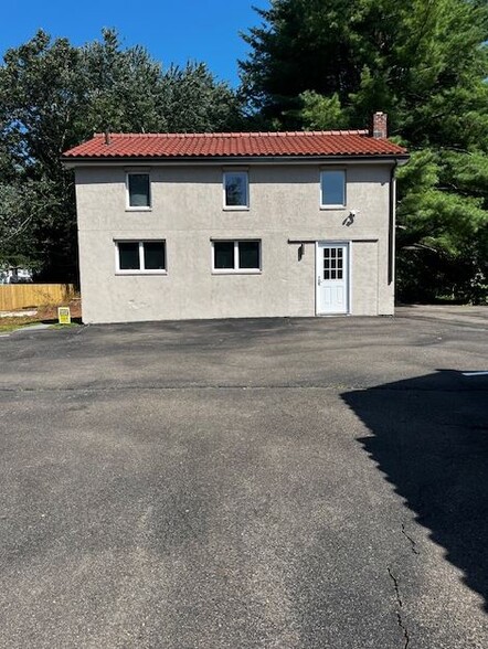 19 Newtown Tpke, Westport, CT for lease - Building Photo - Image 3 of 6