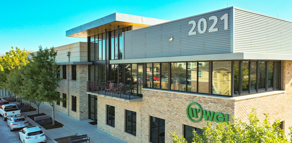 2021 E 5th St, Austin, TX for lease - Building Photo - Image 1 of 19