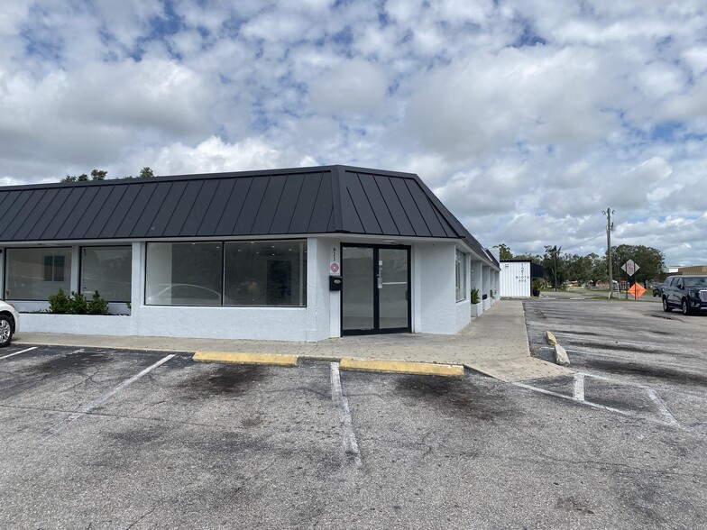 917-923 E Oak St, Arcadia, FL for lease - Building Photo - Image 3 of 12