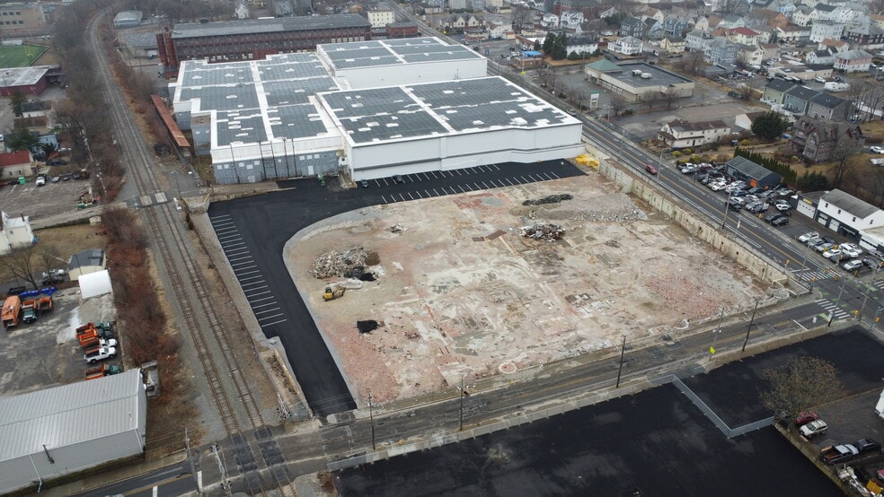 1195 Broad st, Central Falls, RI for sale - Building Photo - Image 2 of 3