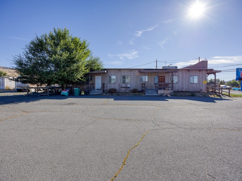 5113 S 6th St, Klamath Falls, OR for sale - Building Photo - Image 3 of 8