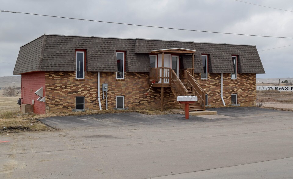 425 N Ellsworth Rd, Box Elder, SD for sale - Primary Photo - Image 1 of 1