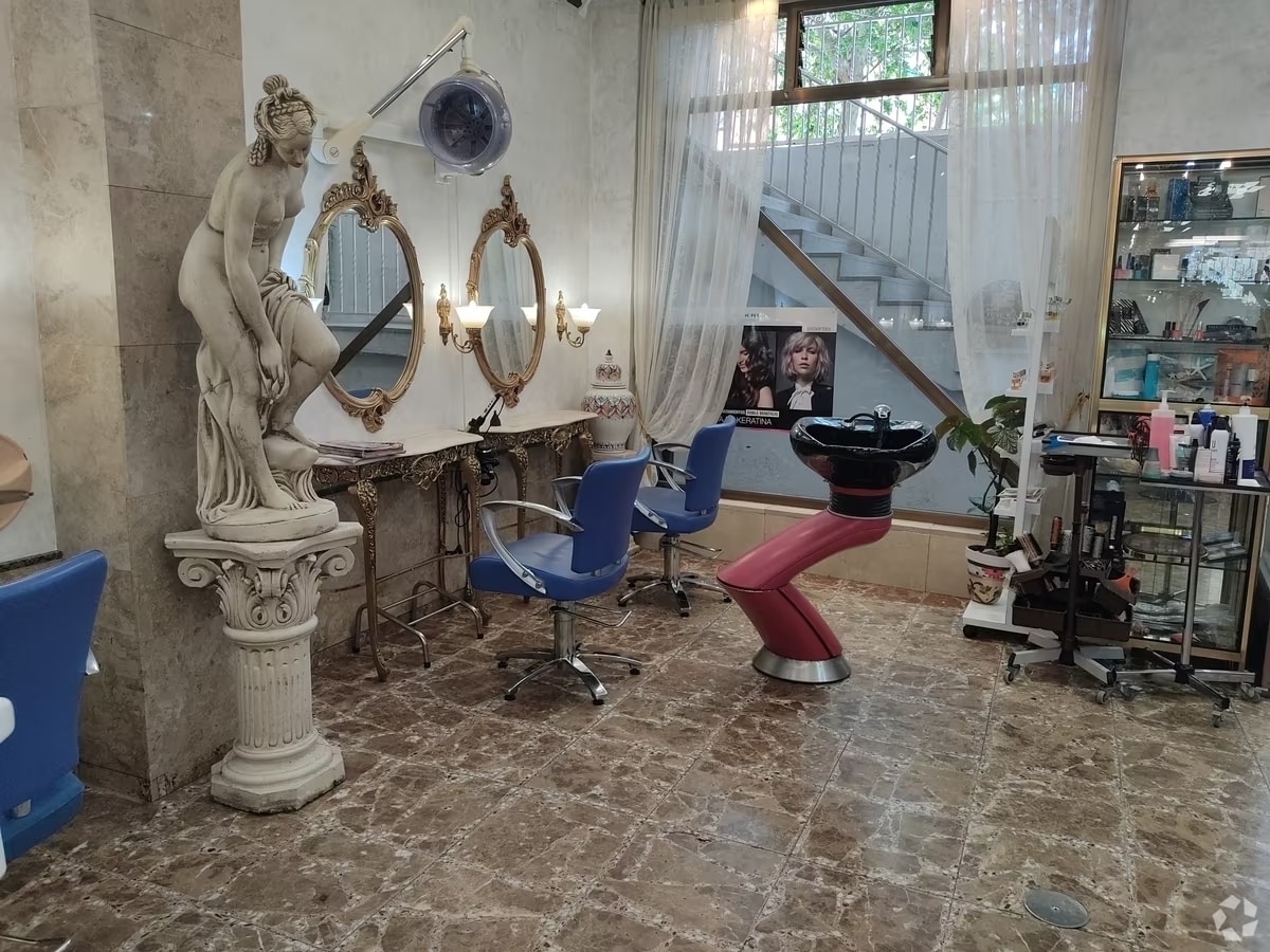 Retail in Alcorcón, Madrid for lease Interior Photo- Image 1 of 10