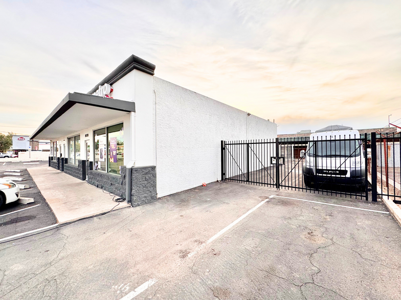 2914-2918 N 40th St, Phoenix, AZ for sale - Building Photo - Image 3 of 6