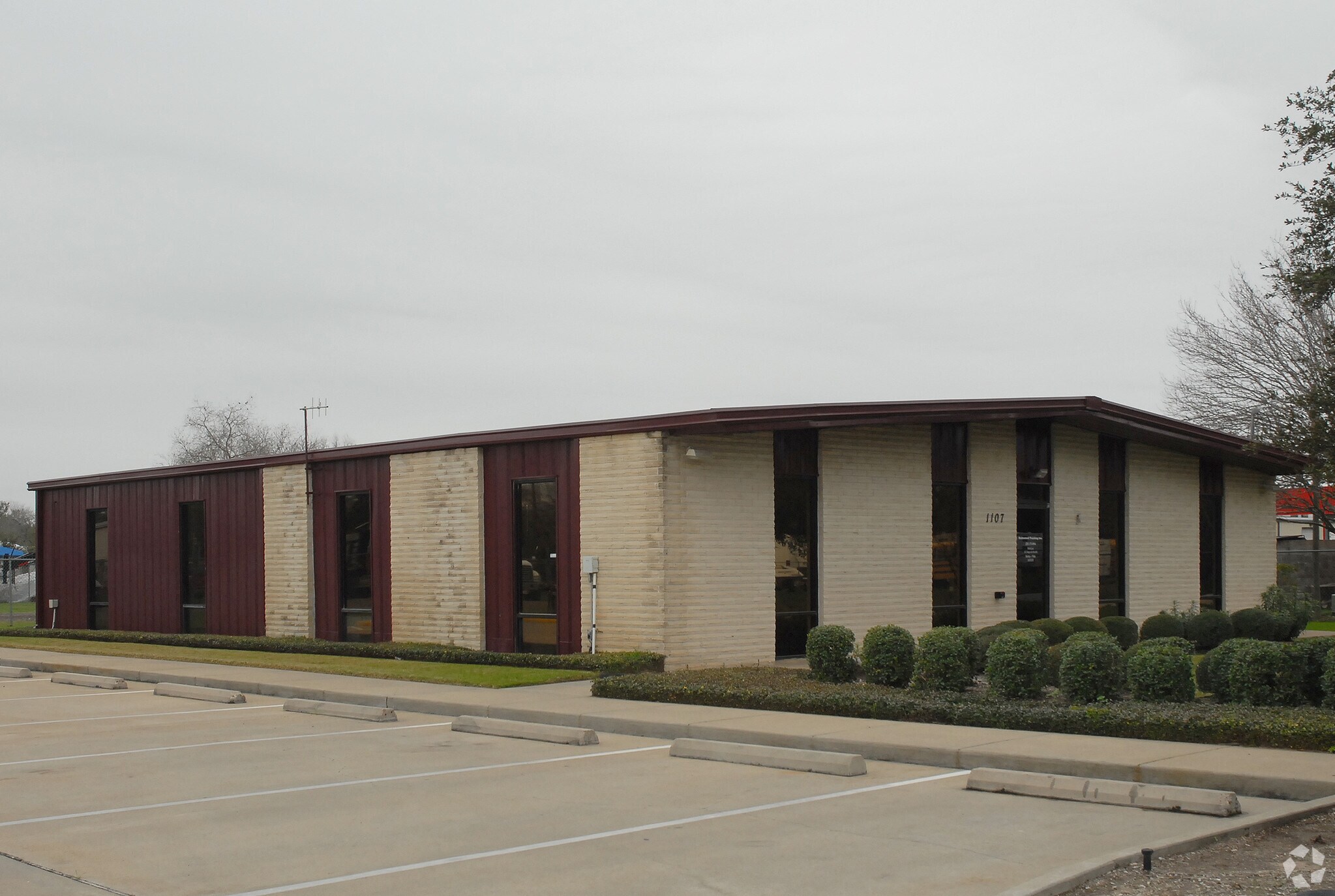 1107 Katyland Dr, Katy, TX for sale Primary Photo- Image 1 of 1