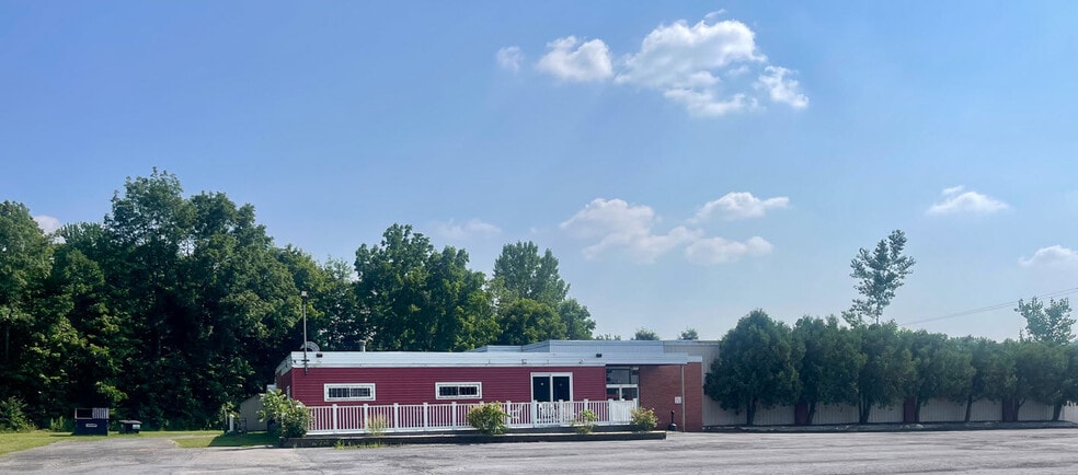 2922 NY-31, Weedsport, NY for sale - Building Photo - Image 2 of 8
