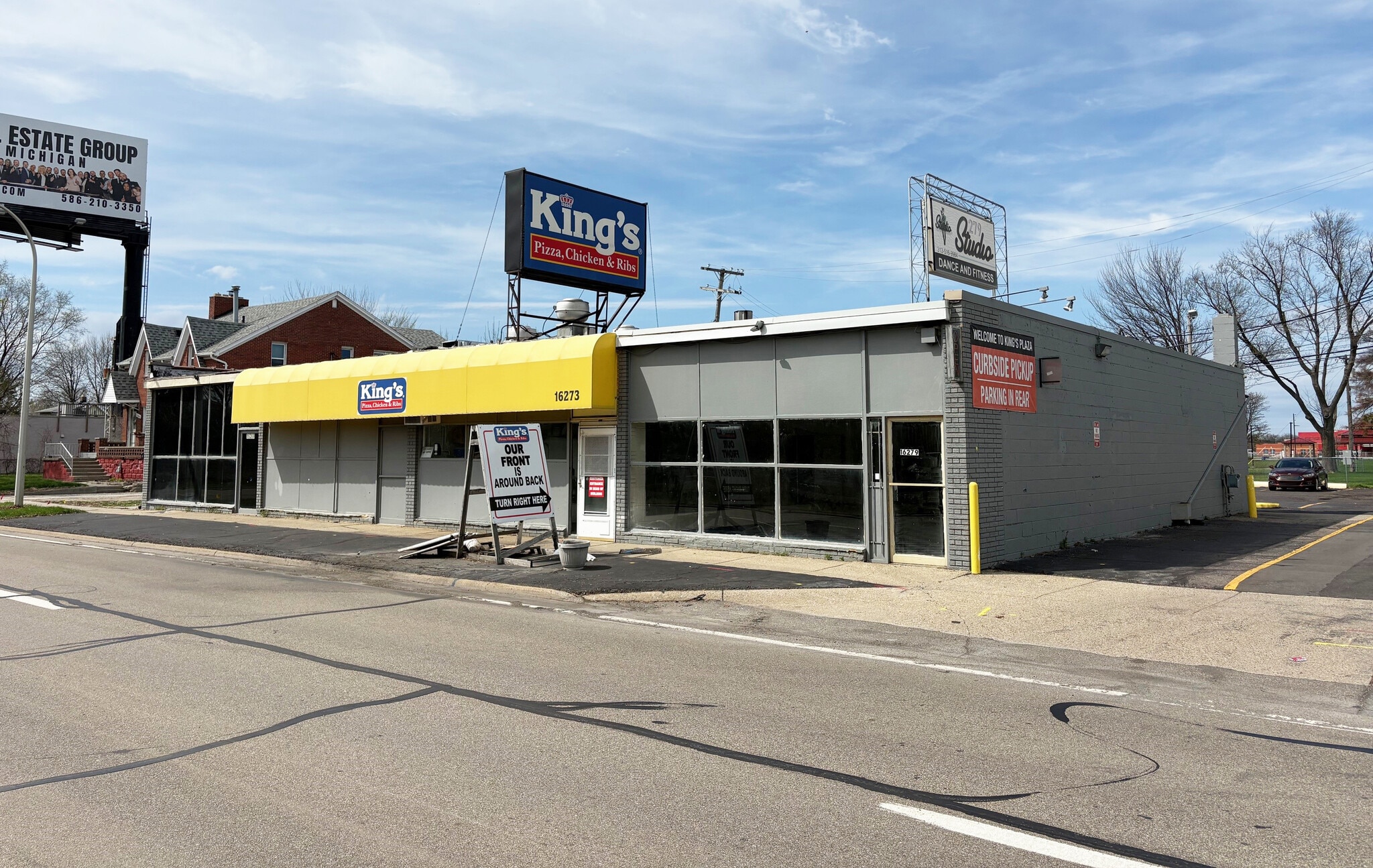 16269-16279 E 11 Mile Rd, Roseville, MI for lease Interior Photo- Image 1 of 1