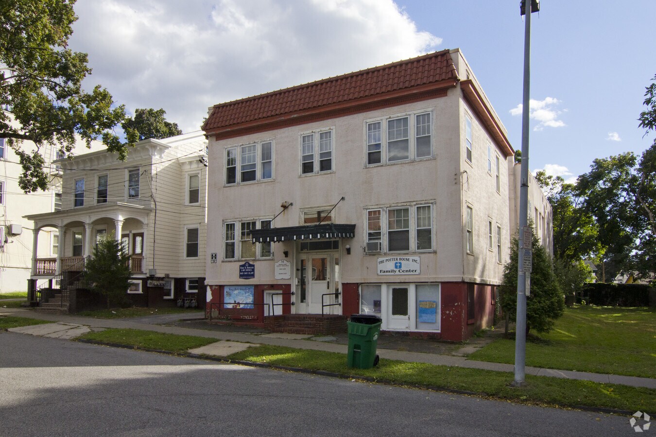 5458 Noxon St, Poughkeepsie, NY 12601