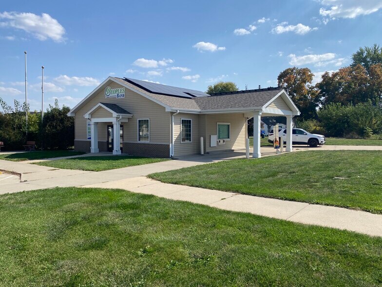 303 Main St, Rippey, IA 50235