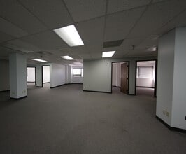 9800 N Lamar Blvd, Austin, TX for lease Building Photo- Image 1 of 8