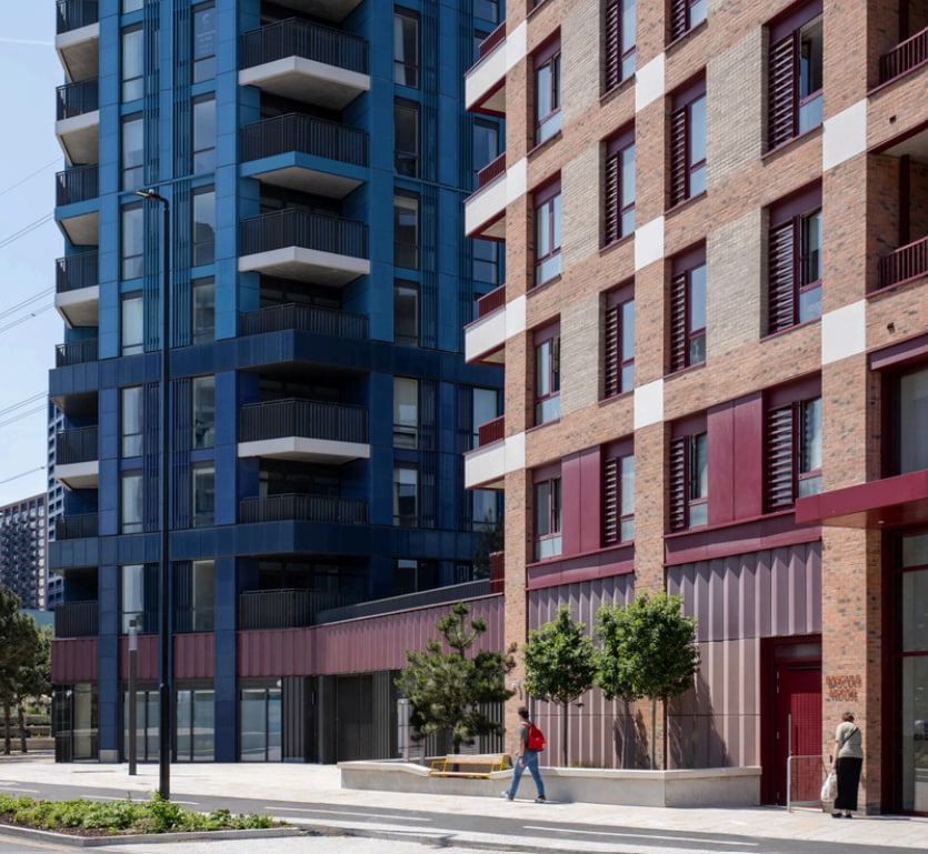 300 Manor Rd, London for lease Building Photo- Image 1 of 5