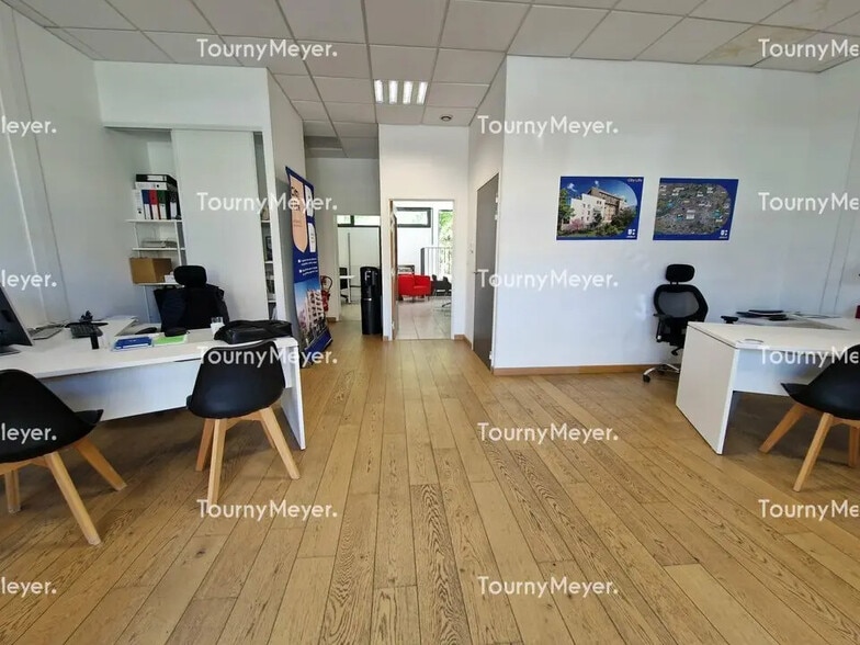 Retail in Avignon for sale - Interior Photo - Image 3 of 6