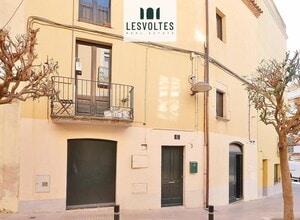 Retail in Palafrugell, Gerona for lease Building Photo- Image 1 of 11