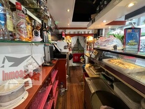 Retail in Barcelona, Barcelona for lease Interior Photo- Image 1 of 21