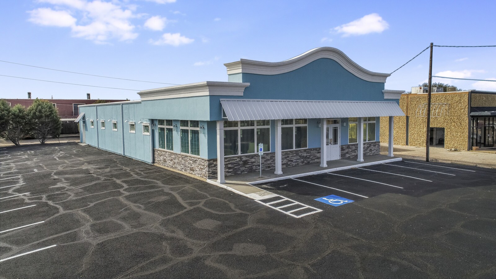 803 Hewitt Dr, Waco, TX 76712