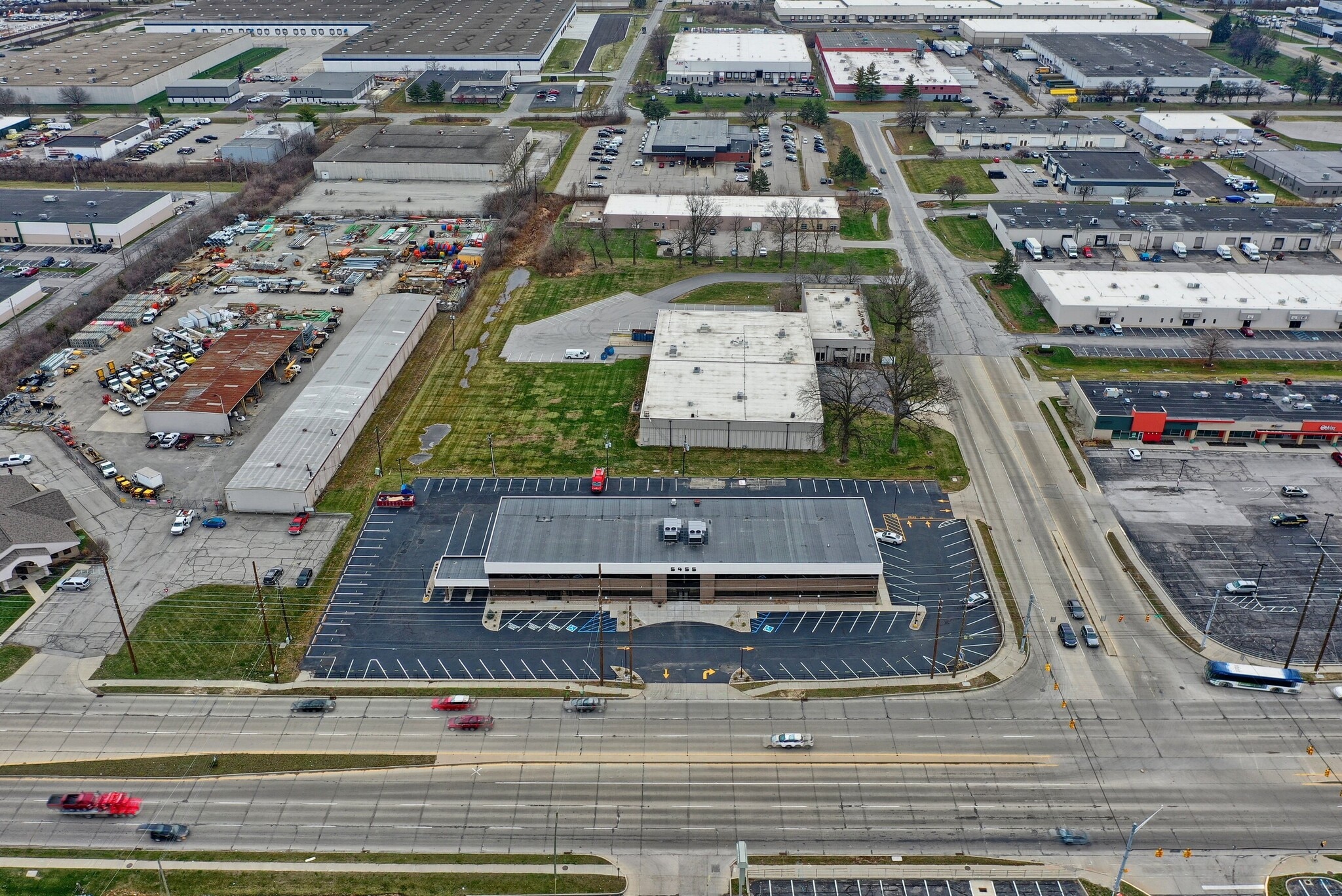 5455 W 86th St, Indianapolis, IN 46268 Building 34