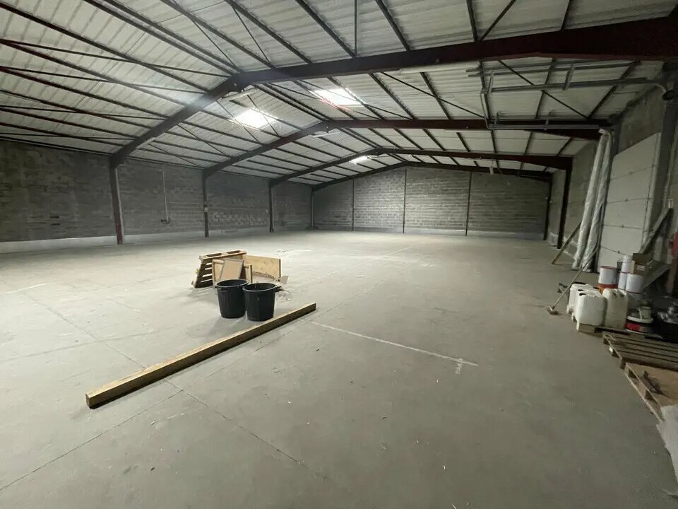 Industrial in Carquefou for lease Building Photo- Image 1 of 9