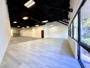 5410-5430 NW 33rd Ave, Fort Lauderdale, FL for lease Interior Photo- Image 1 of 17