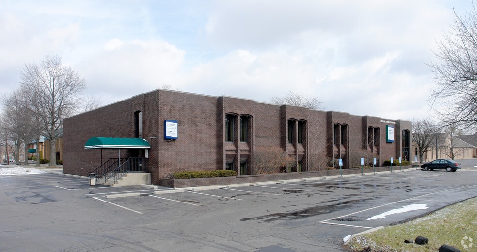 1520 Old Henderson Rd, Columbus, OH for lease - Primary Photo - Image 1 of 3