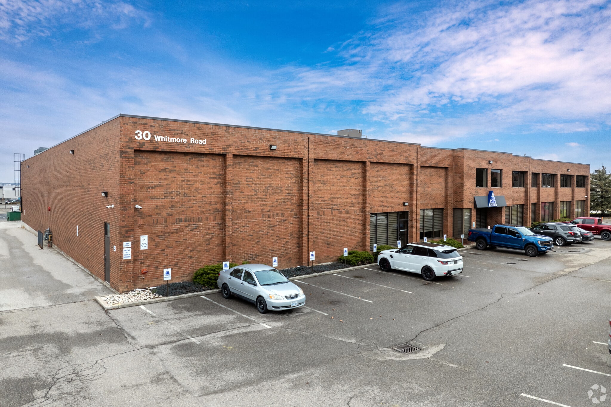 30 Whitmore Rd, Vaughan, ON for sale Primary Photo- Image 1 of 1