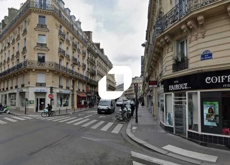 Retail in Paris for lease - Building Photo - Image 1 of 1