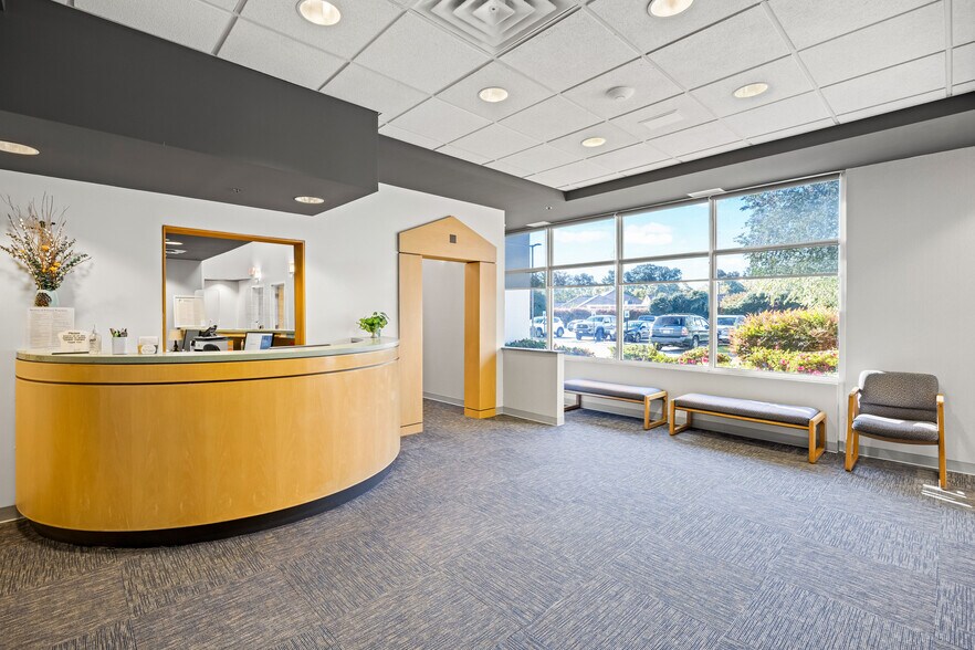 11601 Robious Rd, Midlothian, VA for sale - Interior Photo - Image 1 of 1