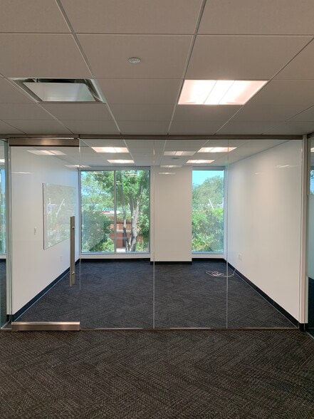 6688 N Central Expy, Dallas, TX for lease - Interior Photo - Image 2 of 59