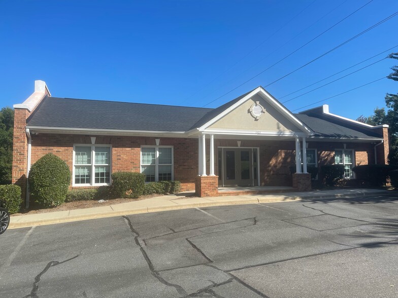 6433 Bannington Rd, Charlotte, NC 28226 - Office for Lease | LoopNet