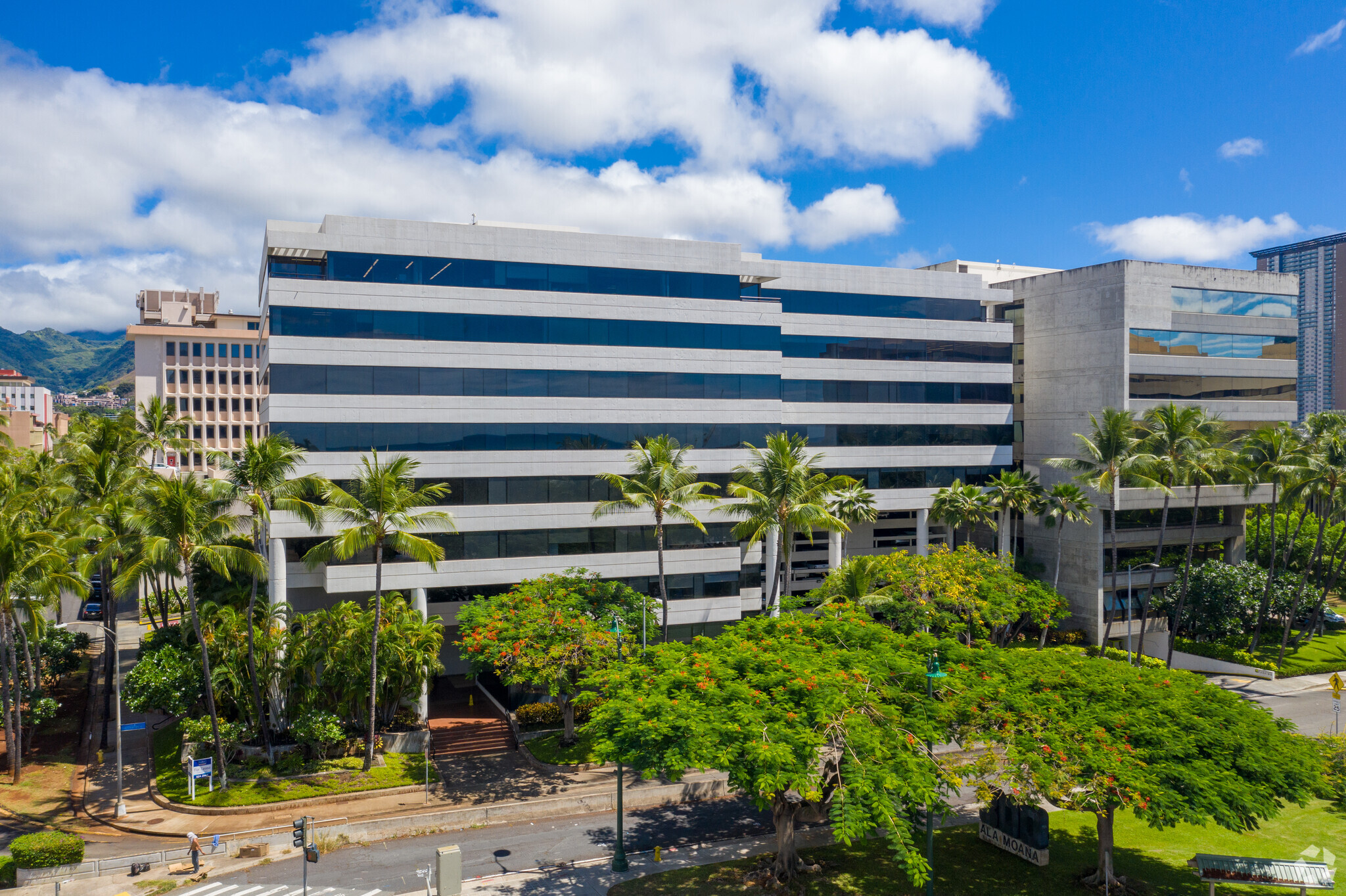 707 Richards St, Honolulu, HI for lease Building Photo- Image 1 of 9