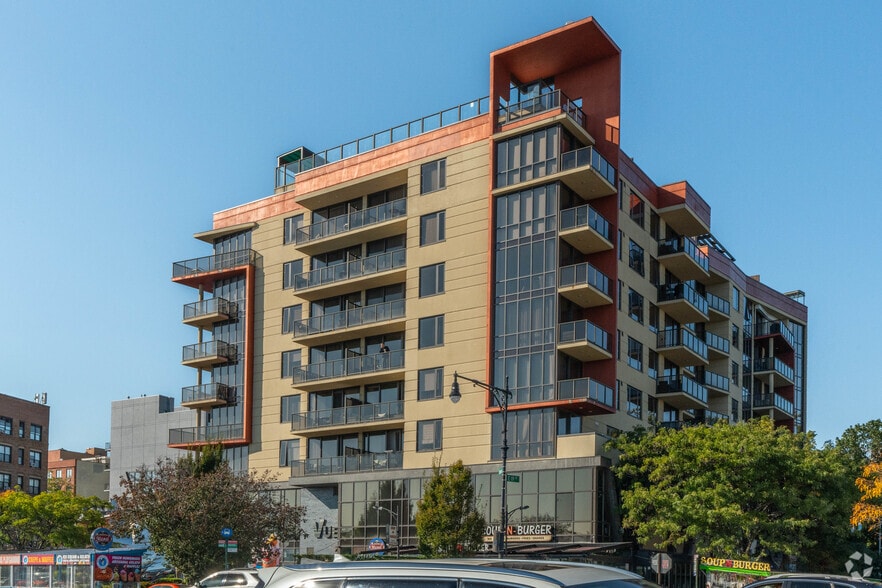 1809 Emmons Ave, Brooklyn, NY for lease - Primary Photo - Image 2 of 13