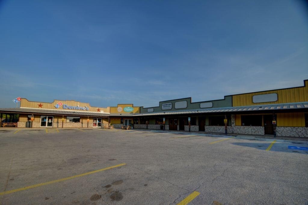 610 Highway 39, Ingram, TX for sale Primary Photo- Image 1 of 1