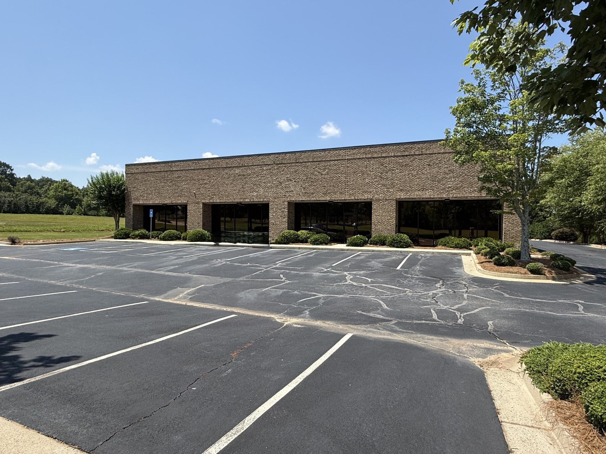4135 Industry Way, Flowery Branch, GA for lease Building Photo- Image 1 of 6
