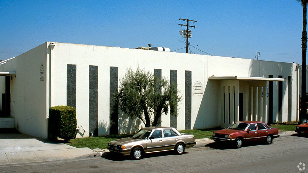 7333 Adams St, Paramount, CA 90723